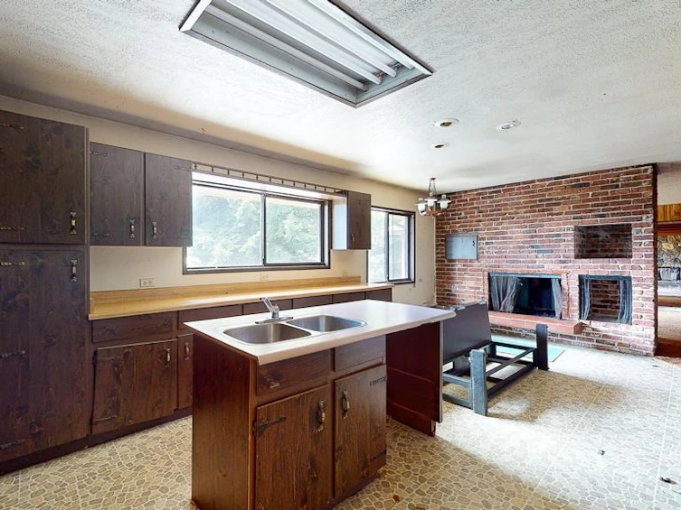 1177-1077 Keith Road, Gibsons, BC, V0N 1V7 - 14