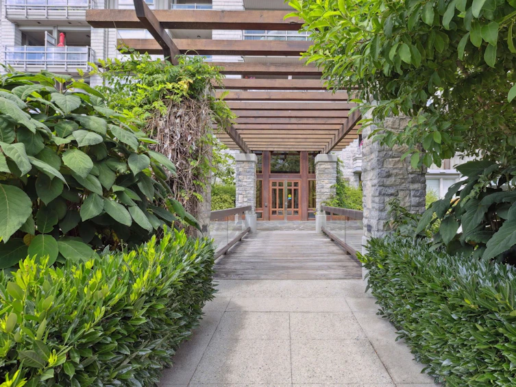 224-580 Raven Woods Drive, North Vancouver, BC, V7G 2T2 - 30