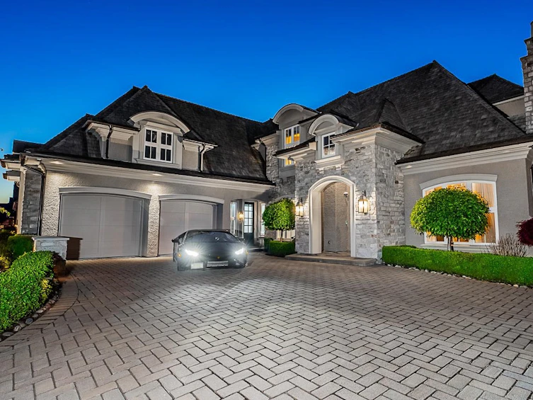 15957 39a Avenue, Surrey, BC, V3Z 0Y3 - 38