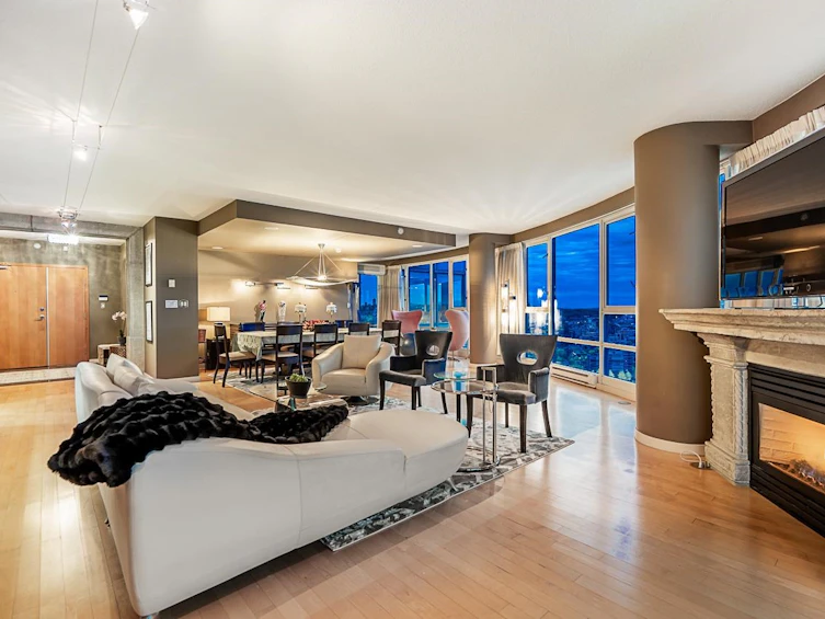 3903-1033 Marinaside Crescent, Vancouver, BC, V6Z 3A3 - 8