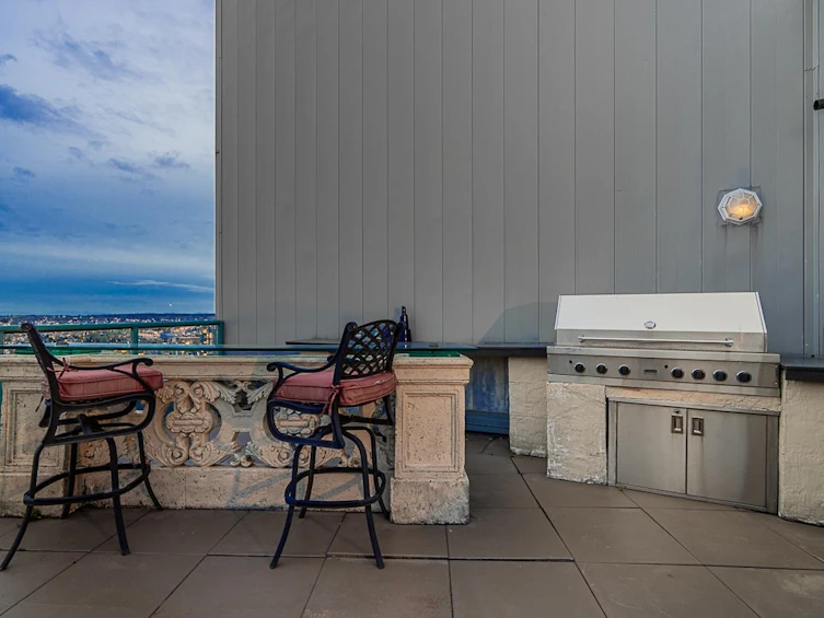 3903-1033 Marinaside Crescent, Vancouver, BC, V6Z 3A3 - 24