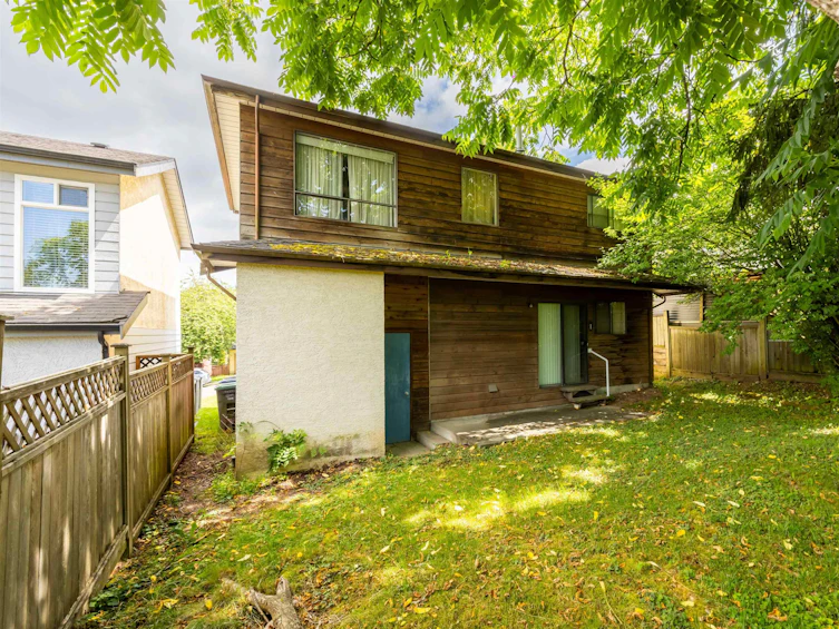 7955 138a Street, Surrey, BC, V3W 7E8 - 3