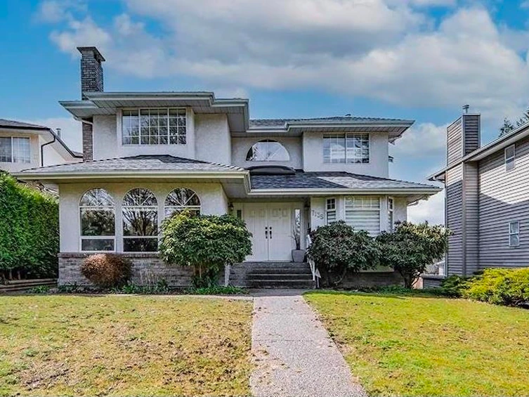 7135 4th Street, Burnaby, BC, V5E 3X7