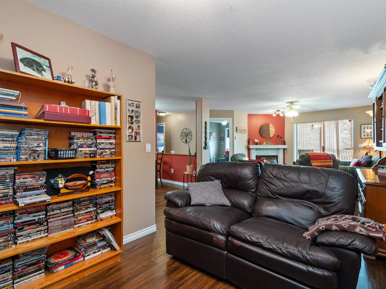 307-8985 Mary Street, Chilliwack, BC, V2P 4J4 - 8