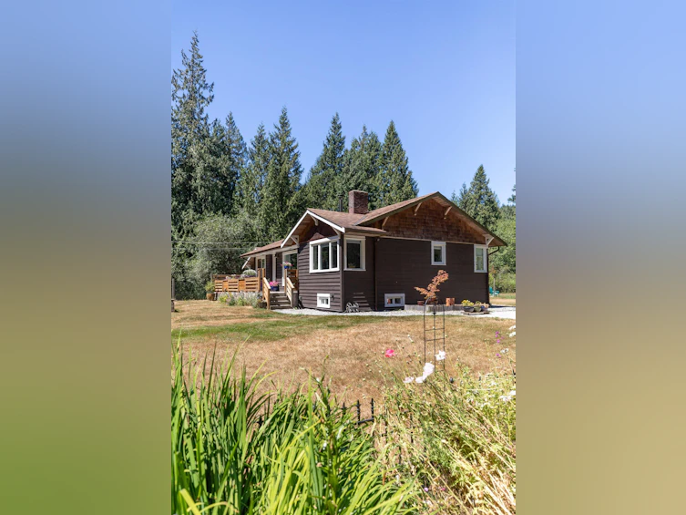 1520 Burton Road, Gibsons, BC - 24