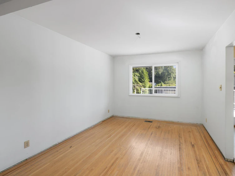 4720 Ramsay Road, North Vancouver, BC, V7K 2N5 - 10
