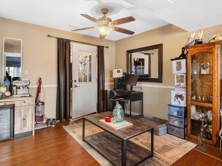 3657 Perth Street, Abbotsford, BC, V2S 7A7 - 9