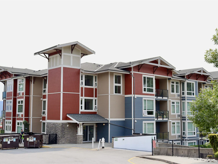 109-2238 Whatcom Road, Abbotsford, BC, V3G 0E6 - 2