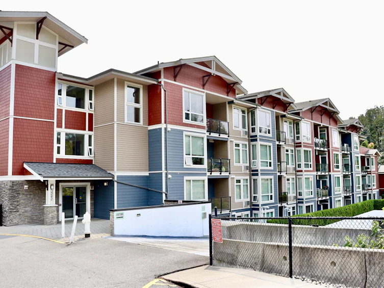 109-2238 Whatcom Road, Abbotsford, BC, V3G 0E6 - 3