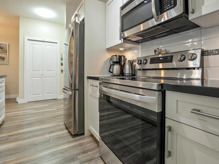 108-33898 Pine Street, Abbotsford, BC, V2S 2P3 - 13