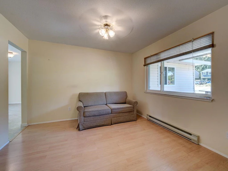 298 Glassford Road, Gibsons, BC, V0N 1V8 - 6