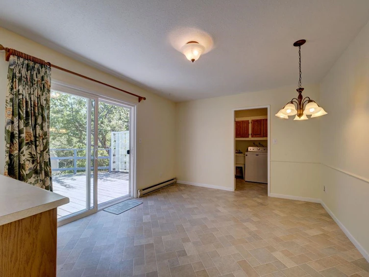298 Glassford Road, Gibsons, BC, V0N 1V8 - 11