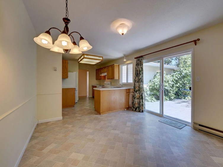 298 Glassford Road, Gibsons, BC, V0N 1V8 - 12