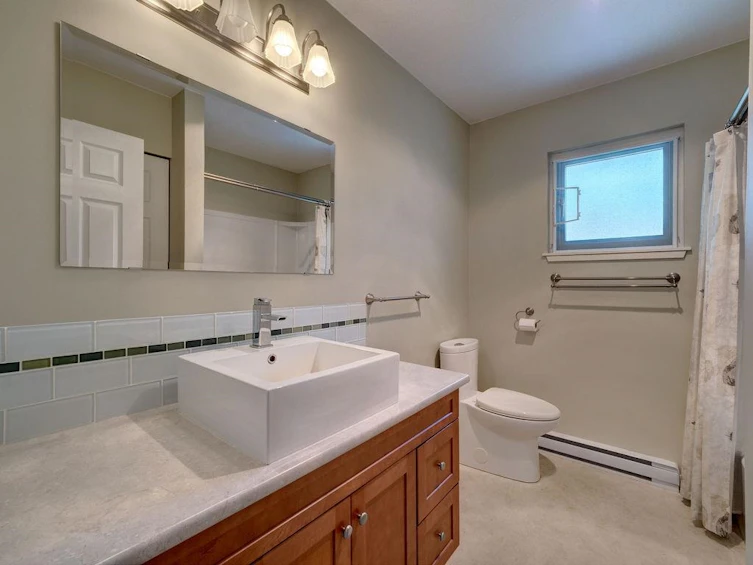 298 Glassford Road, Gibsons, BC, V0N 1V8 - 16