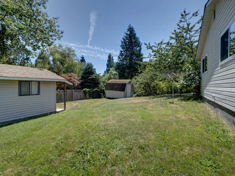 298 Glassford Road, Gibsons, BC, V0N 1V8 - 28