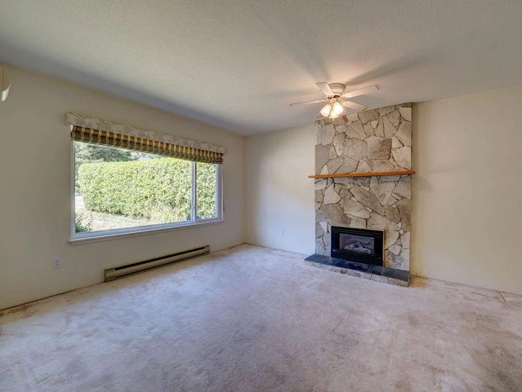 298 Glassford Road, Gibsons, BC, V0N 1V8 - 3