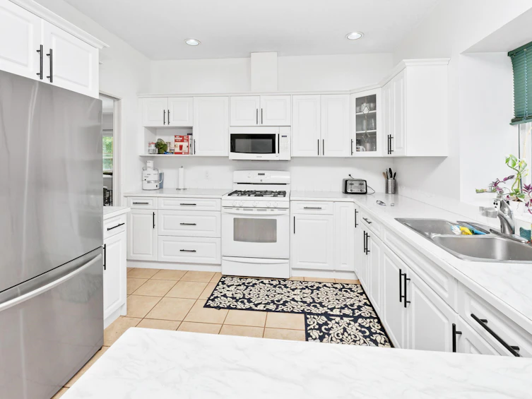23843 Zeron Avenue, Maple Ridge, BC, V2W 1E3 - 5