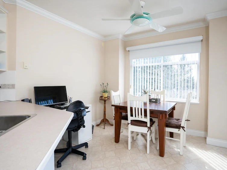 302-1320 55 Street, Delta, BC, V4M 3K3 - 8