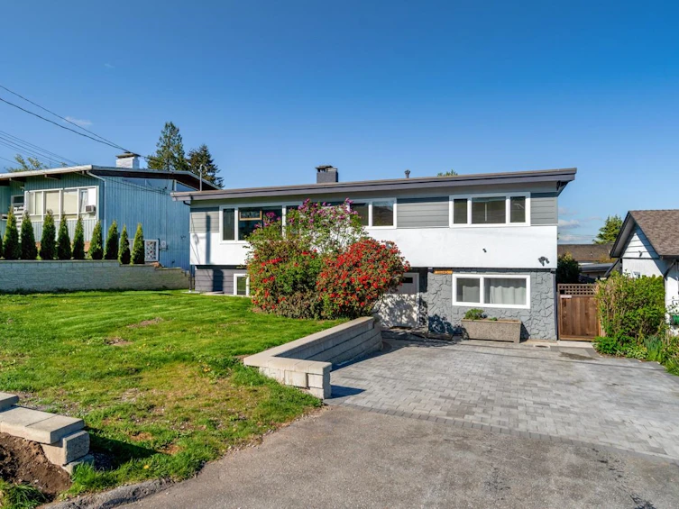11345 136a Street, Surrey, BC, V3R 3C4 - 2