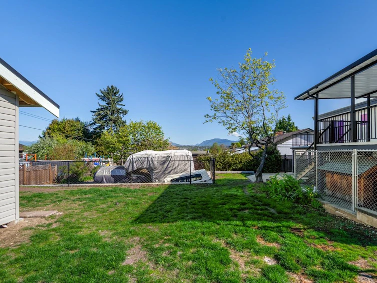 11345 136a Street, Surrey, BC, V3R 3C4 - 22