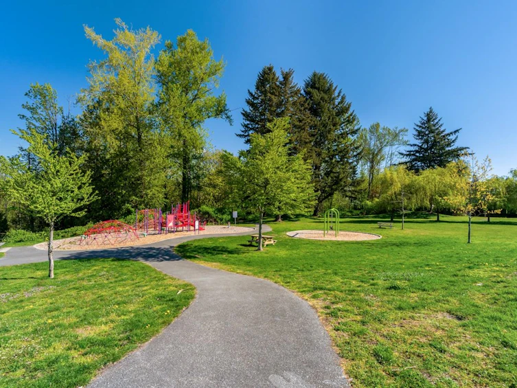 11345 136a Street, Surrey, BC, V3R 3C4 - 30