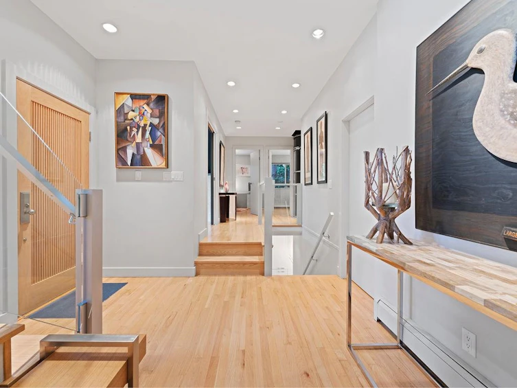 5480 Keith Road, West Vancouver, BC, V7W 3C9 - 5