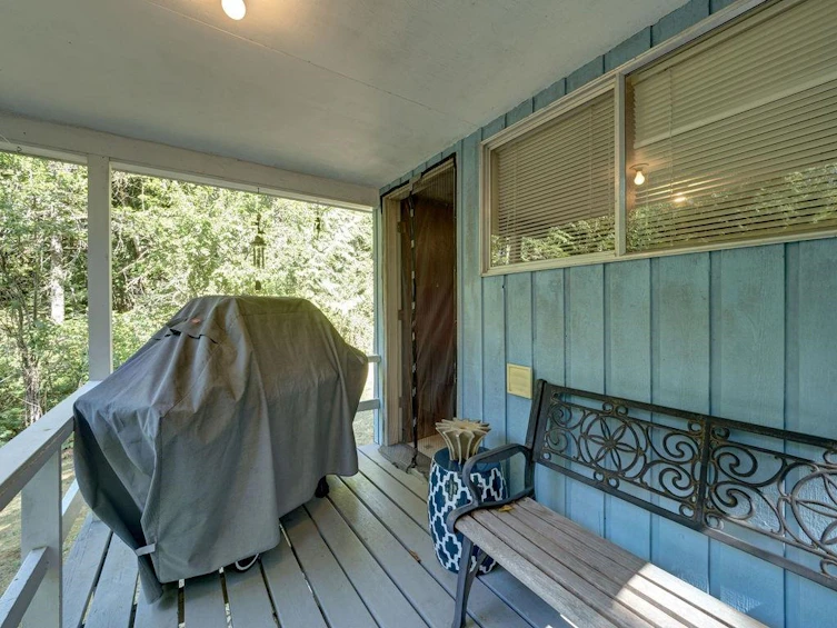 2258 Gail Road, Gibsons, BC, V0N 2W6 - 9