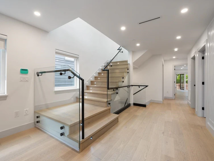 952 Parker Street, Surrey, BC, V4B 4R4 - 13