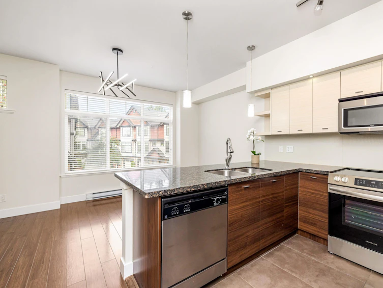 152-6299 144, Surrey, BC, V3X 1A2 - 14
