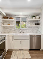 8 795 Noons Creek Drive