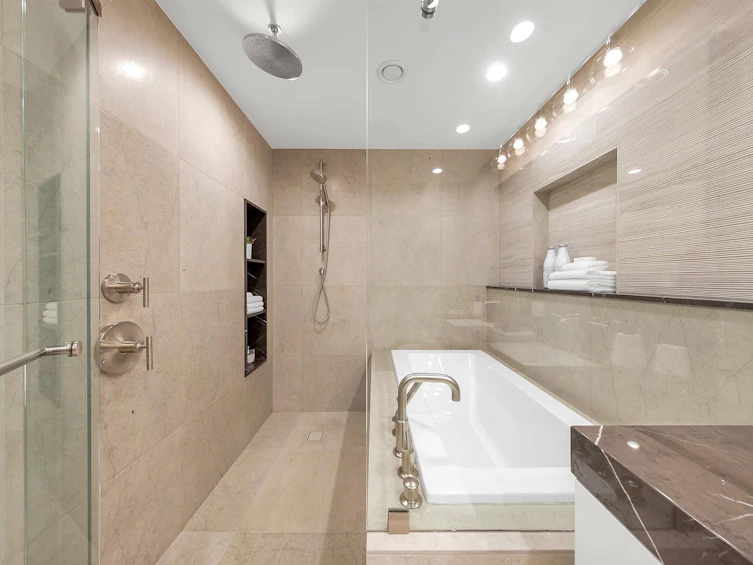 1003-1335 Howe Street, Vancouver, BC, V6Z 0H1 - 17