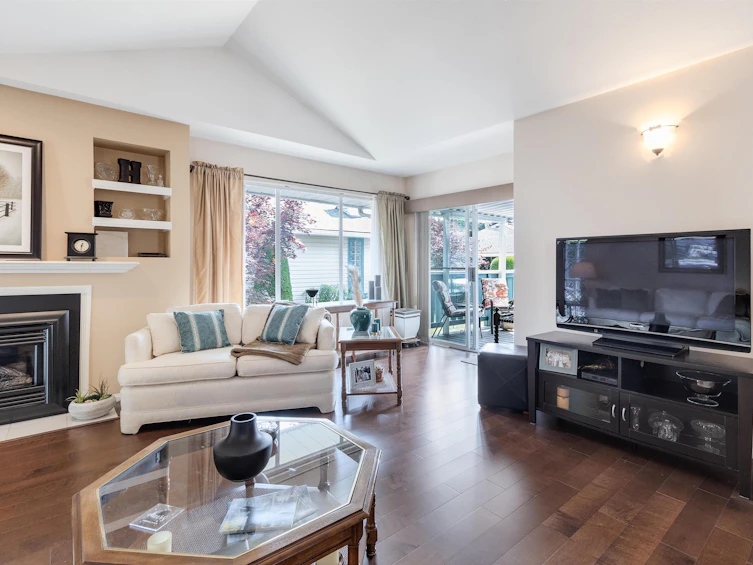 107-10172 141 Street, Surrey, BC, V3T 4P6 - 9