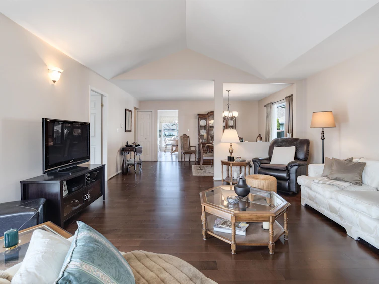 107-10172 141 Street, Surrey, BC, V3T 4P6 - 11