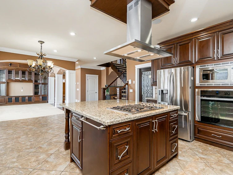 31018 Upper Maclure Road, Abbotsford, BC, V2T 5K9 - 11