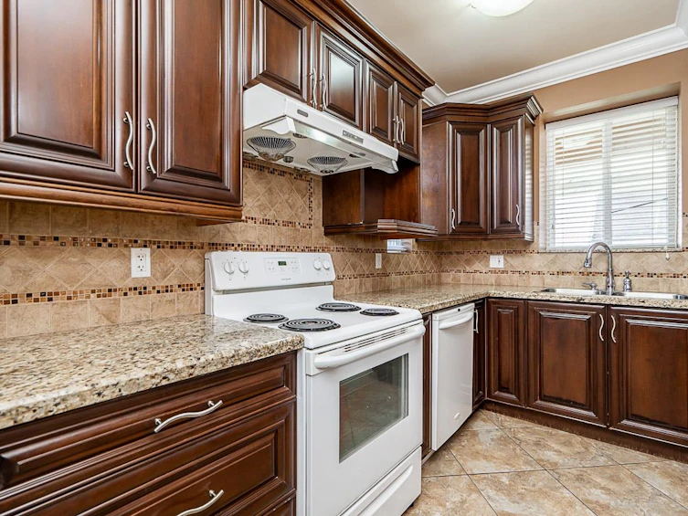 31018 Upper Maclure Road, Abbotsford, BC, V2T 5K9 - 12