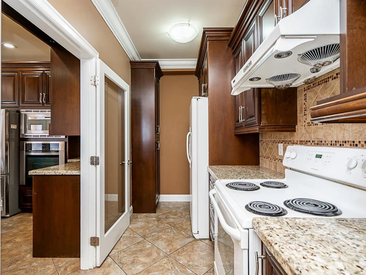 31018 Upper Maclure Road, Abbotsford, BC, V2T 5K9 - 13