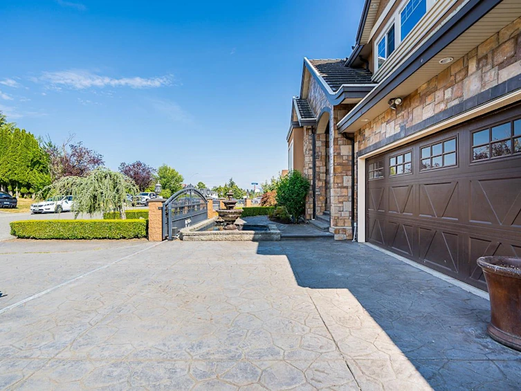 31018 Upper Maclure Road, Abbotsford, BC, V2T 5K9 - 40