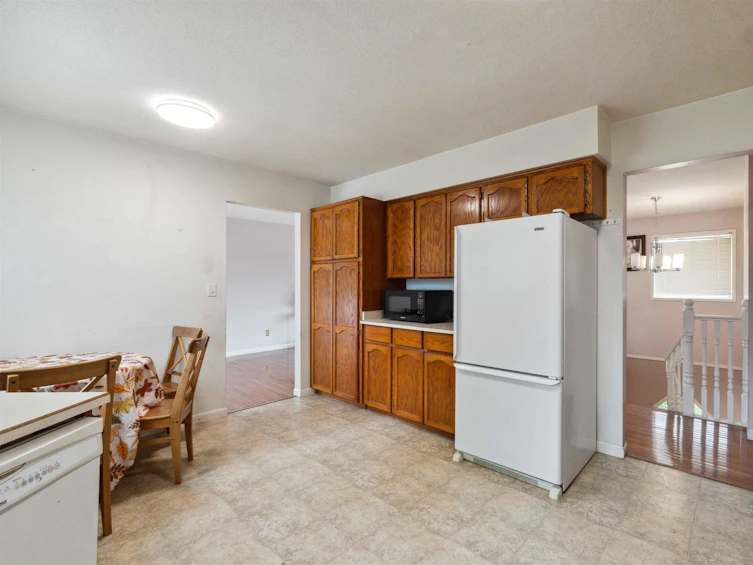 32621 Chilcotin Drive, Abbotsford, BC, V2T 5A4 - 32