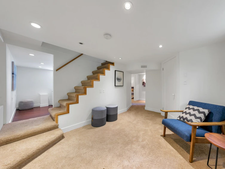 2011 Graveley Street, Vancouver, BC, V5L 3B6 - 28