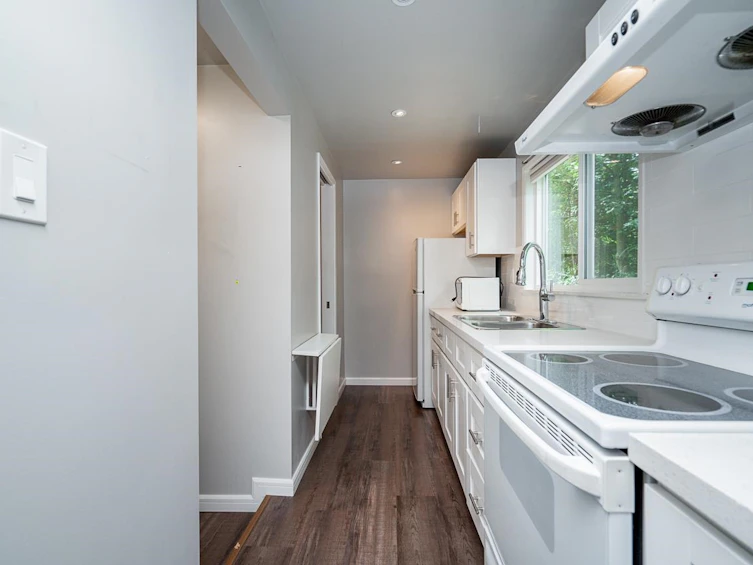 1465 Blaine Avenue, Burnaby, BC, V5A 2L9 - 27