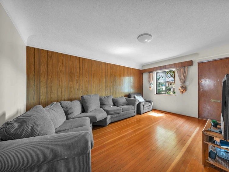 3015 East 19th Avenue, Vancouver, BC, V5M 2S8 - 11