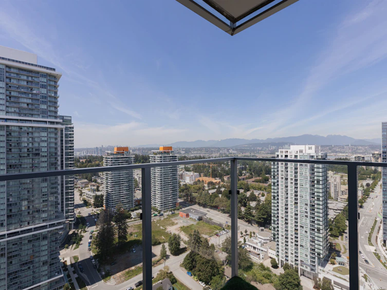 3305-13438 Central Avenue, Surrey, BC, V3T 0N2 - 6