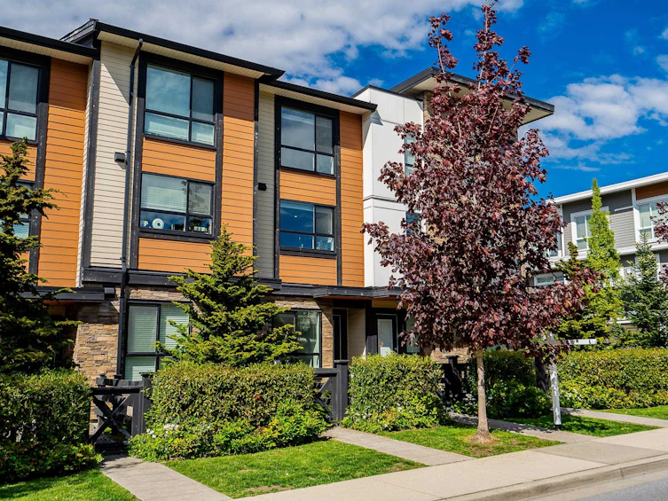 11-20857 77a Avenue, Langley, BC, V2Y 0W7