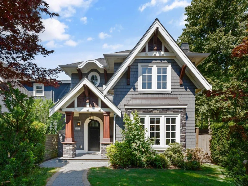 4303 W 12th Avenue, Vancouver BC V6R 2P9