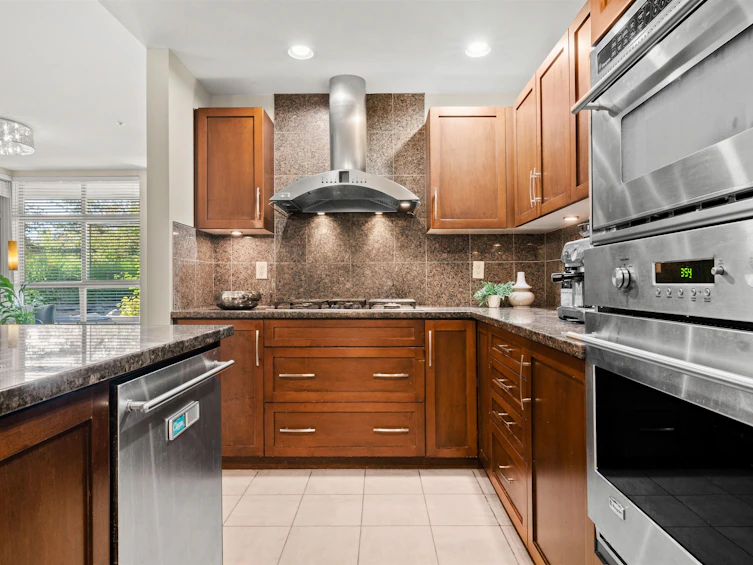 209-6333 Larkin Drive, Vancouver, BC, V6T 0A7 - 13
