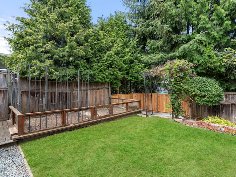 22763 Reid Avenue, Maple Ridge, BC, V2X 4G7 - 8