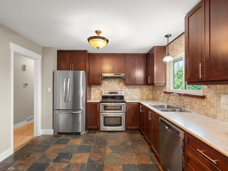 22763 Reid Avenue, Maple Ridge, BC, V2X 4G7 - 21