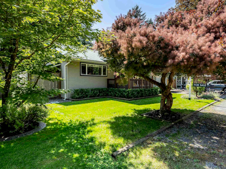 629 Mountain View Road, Cultus Lake, BC, V2R 4Z7 - 3