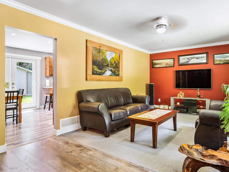 629 Mountain View Road, Cultus Lake, BC, V2R 4Z7 - 11