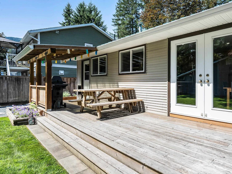 629 Mountain View Road, Cultus Lake, BC, V2R 4Z7 - 24